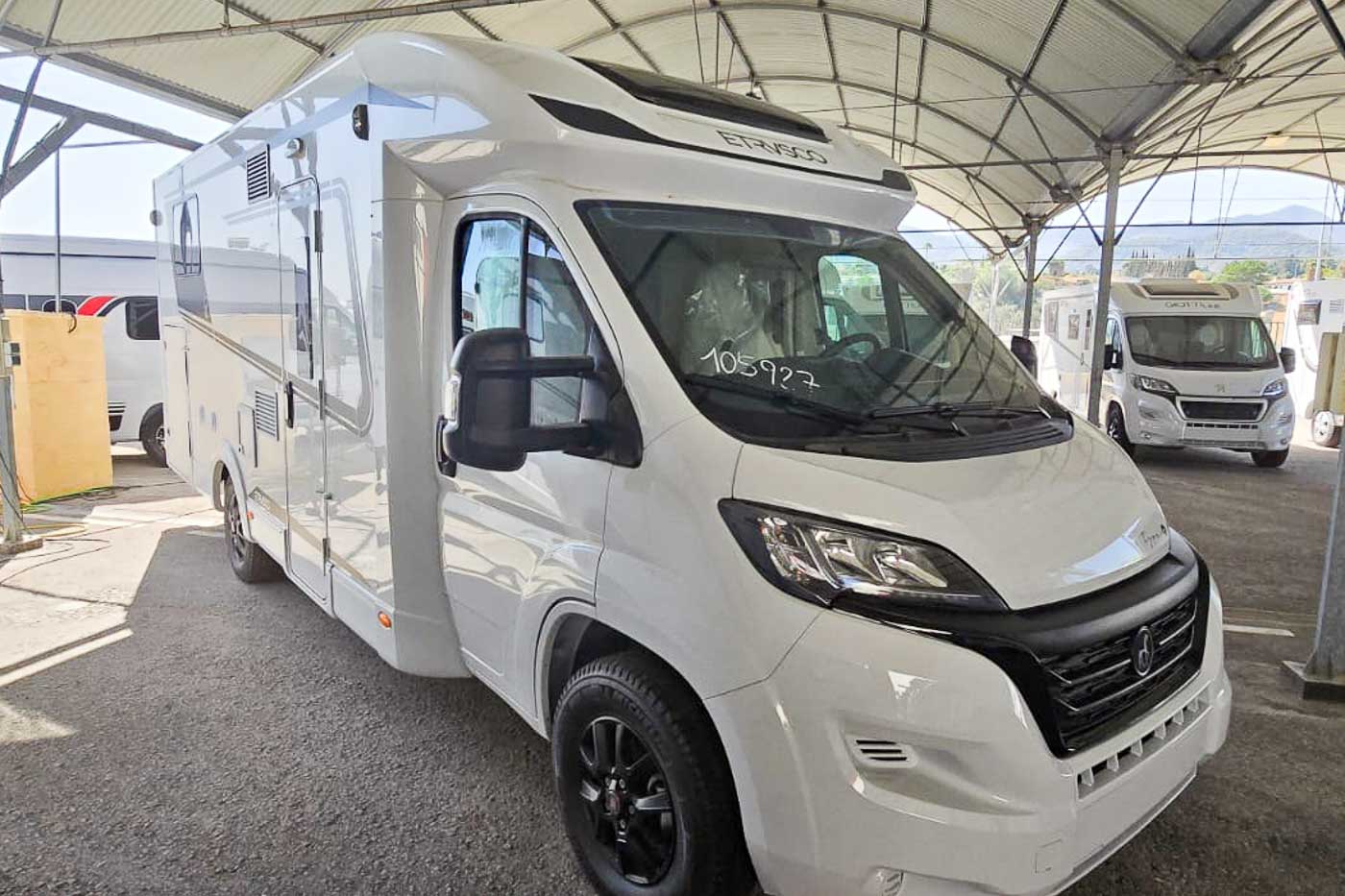 Autocaravana Etrusco T 7400 SB en Surcaravan Premium