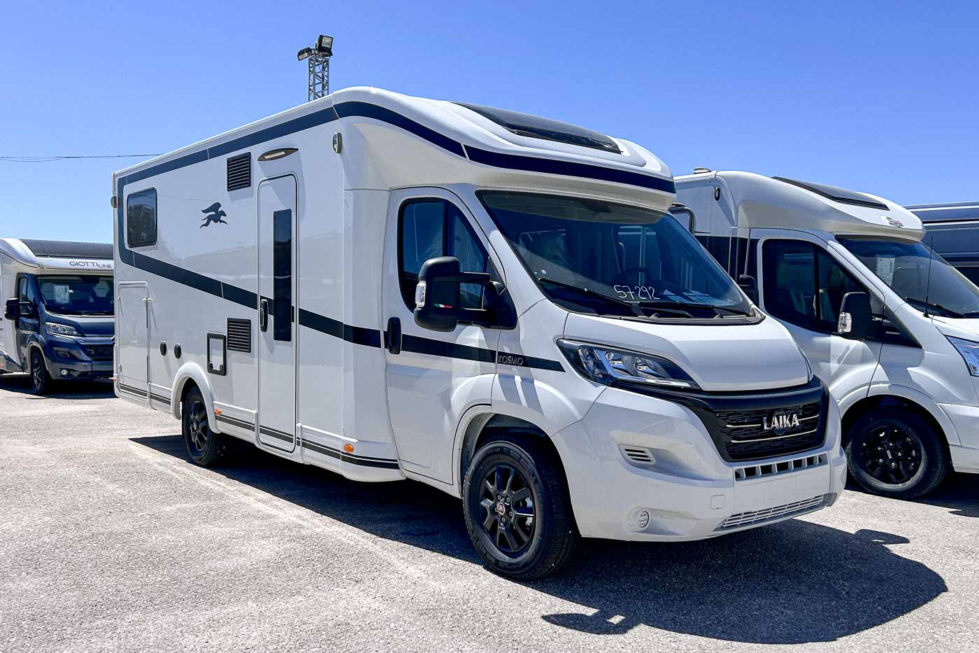 Autocaravana Laika Kosmo 409 en Surcaravan Premium